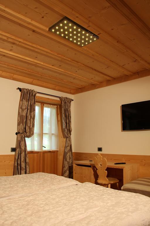 Jaegerhaus Agriturismo Cortina d'Ampezzo Bilik gambar