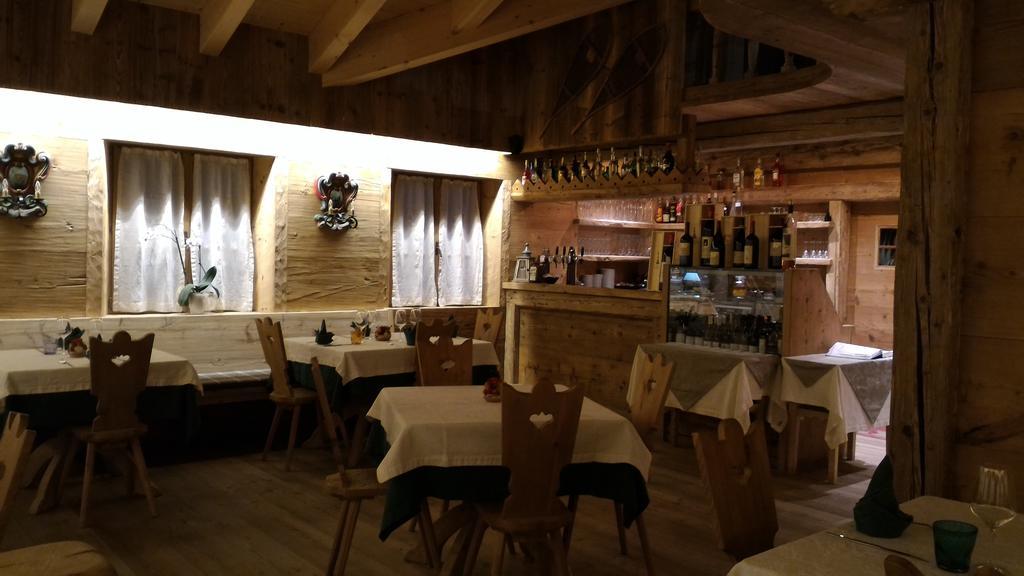 Jaegerhaus Agriturismo Cortina d'Ampezzo Luaran gambar