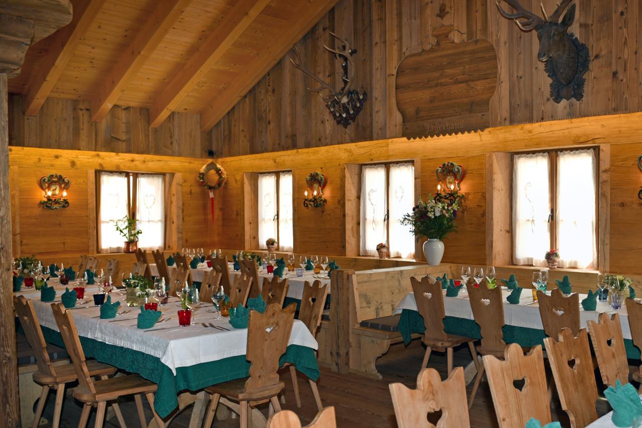 Jaegerhaus Agriturismo Cortina d'Ampezzo Luaran gambar